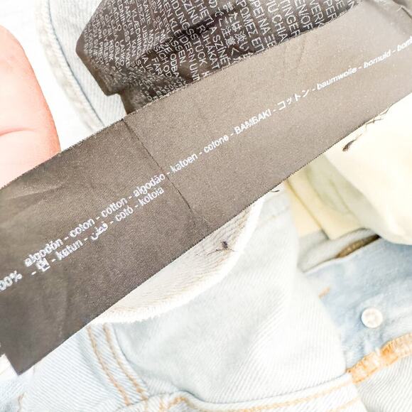 Zara Light Wash Button Fly Straight Leg Ripped Throughout Denim Jeans Size 8 - Picture 6 of 7